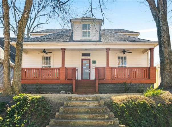 2113 VINTON, Memphis, TN 38104