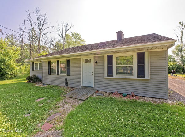 177 Kings Road, Coxsackie, NY 12051