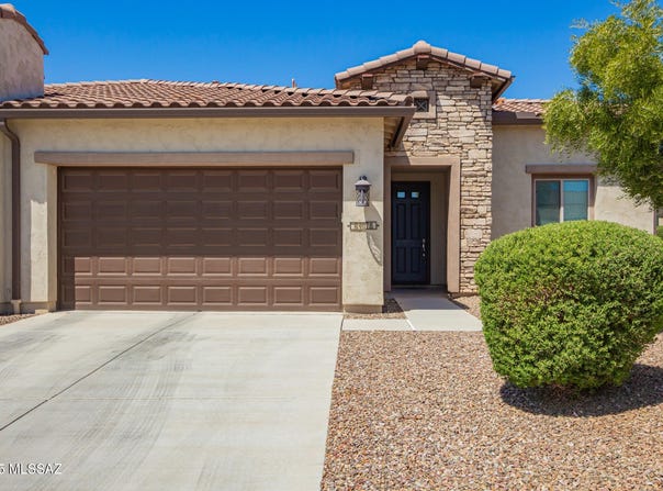 61078 E Shale Road, Oracle, AZ 85623