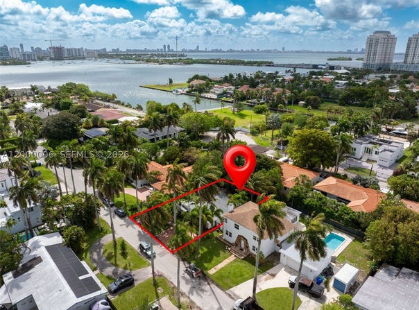 1104 NE 85th St, Miami, FL 33138