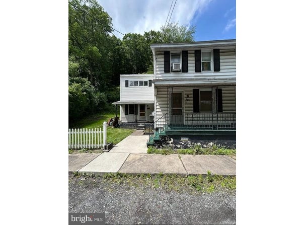 523 W MAHANOY AVENUE, GIRARDVILLE, PA 17935