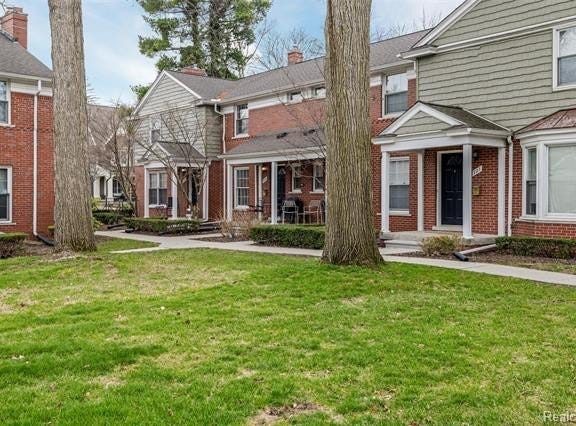 723 N Old Woodward Avenue, Birmingham, MI 48009