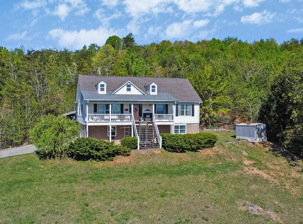 795 Lone Mountain Drive, Dayton, TN 37321