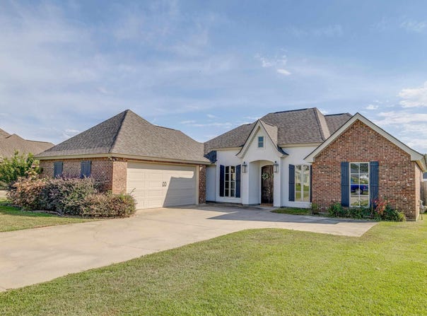 304 FLEUR DE LIS DRIVE, Sterlington, LA 71280