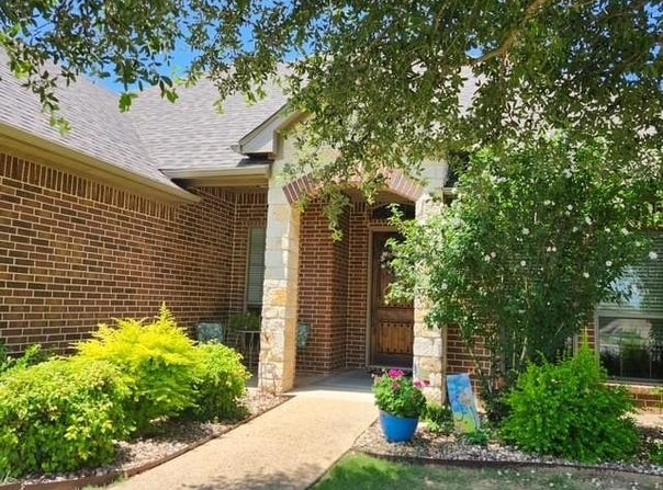 2008 Carlisle Drive, Crowley, TX 76036