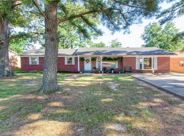 1201 D  ST, Barling, AR 72923