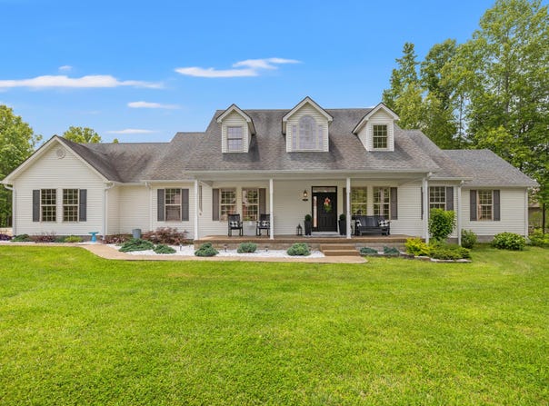 135 Arrowhead Drive, Morehead, KY 40351
