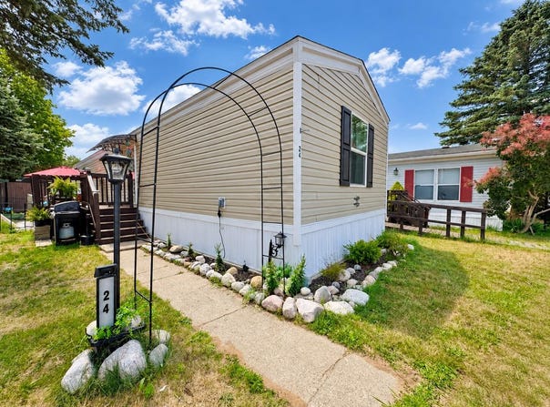 12380 185th Avenue, Big Rapids, MI 49307