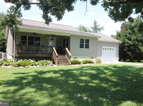 225 LAKEVIEW DRIVE, MINERAL, VA 23117