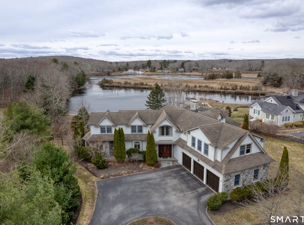 149 Whitehall Avenue, Stonington, CT 06355