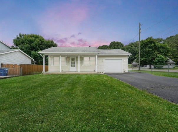 1138 Ohio Avenue, Logan, OH 43138