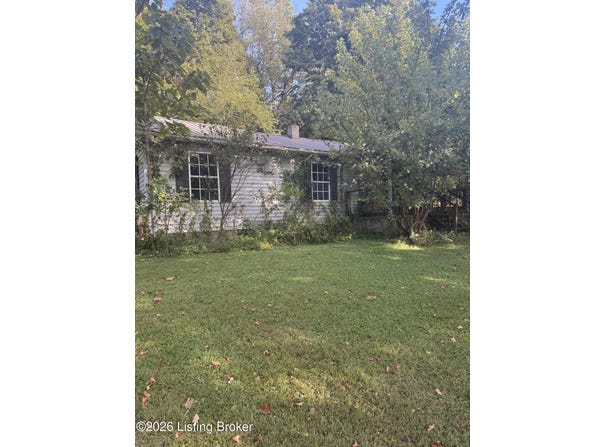 80 Summermont Cir, Summer Shade, KY 42166