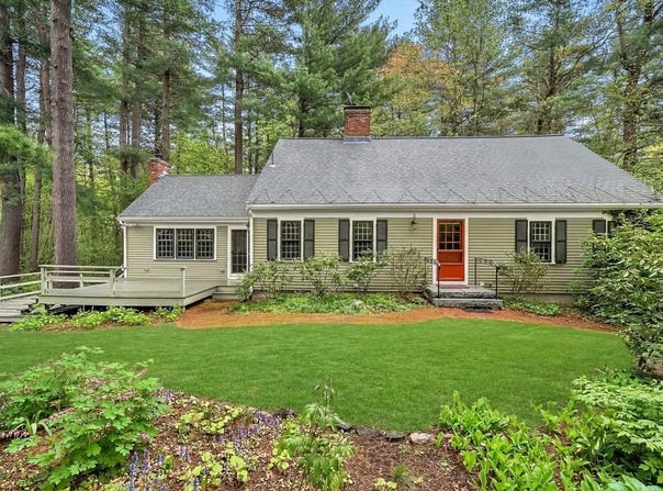 6 Brewster Rd, Wayland, MA 01778