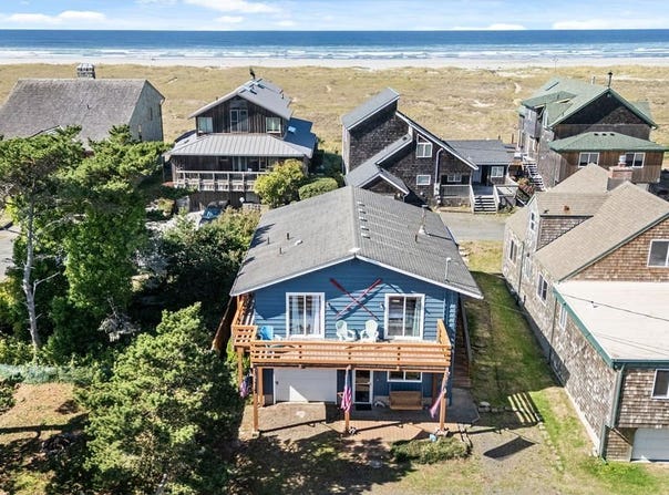 1616 N COLUMBIA St, Seaside, OR 97138