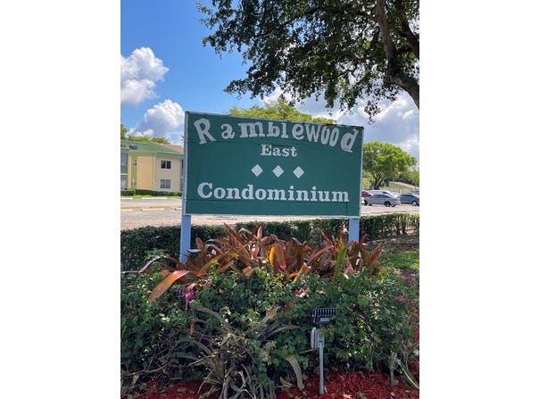 4269 NW 89th Avenue, Coral Springs, FL 33065