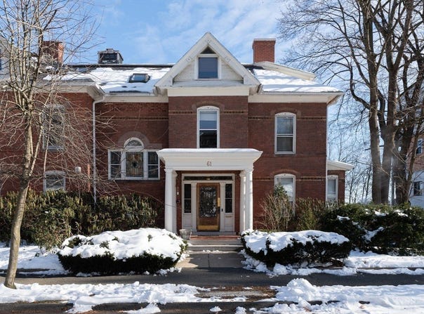 61 Crescent St, Northampton, MA 01060