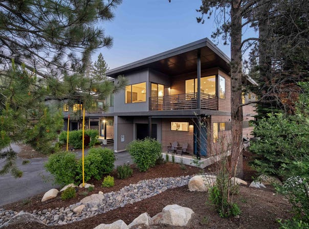 200 Palisades Circle, Olympic Valley, CA 96146