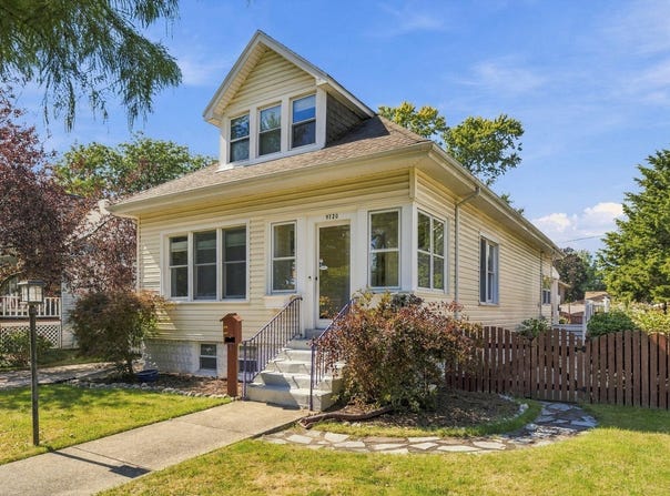 9720 Tulley Avenue, Oak Lawn, IL 60453