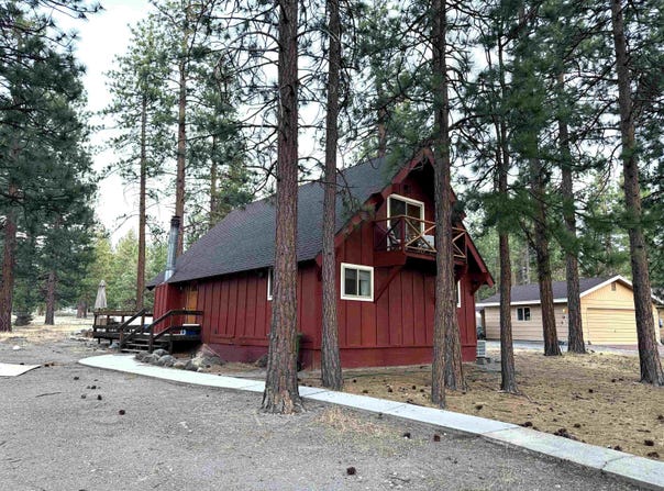 17540 Fisher Rd, Weed, CA 96094
