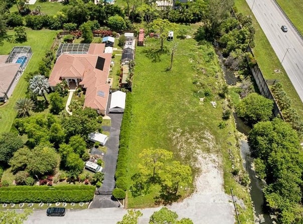 5740 NW 72 Way, Parkland, FL 33067