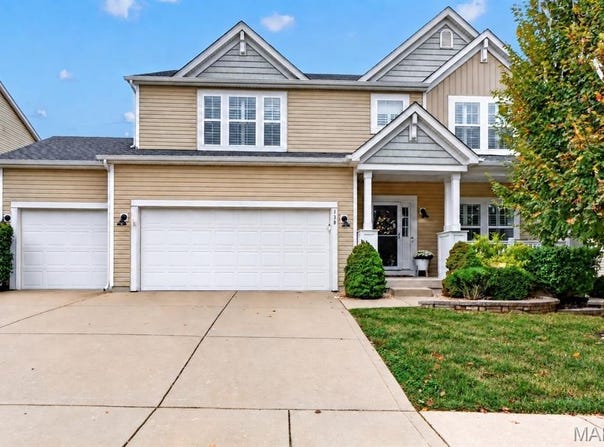 138 S Brighton Park Court, St Charles, MO 63303