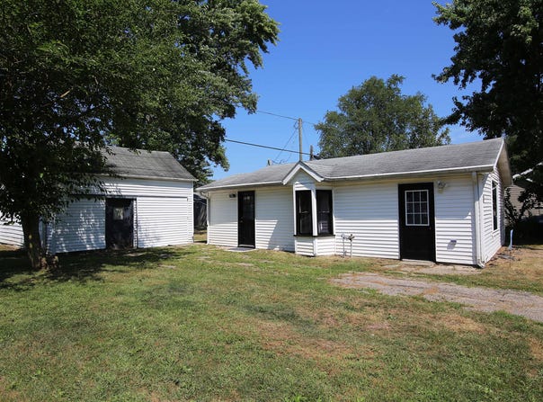 643 S Grant Avenue, Three Rivers, MI 49093