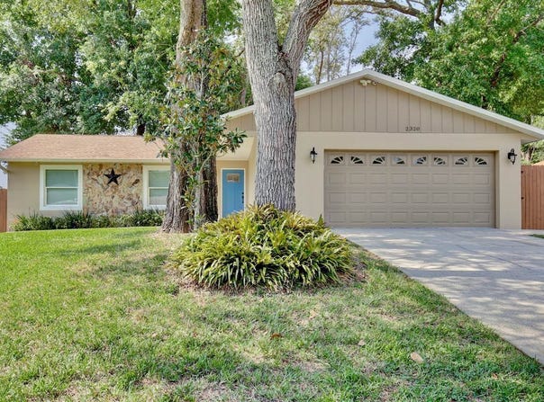 2320 WEKIVA RIDGE RD, APOPKA, FL 32712