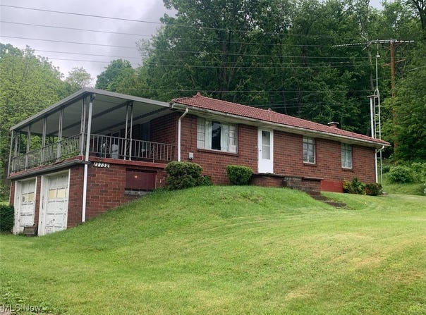 17732 State Route 45, Wellsville, OH 43968