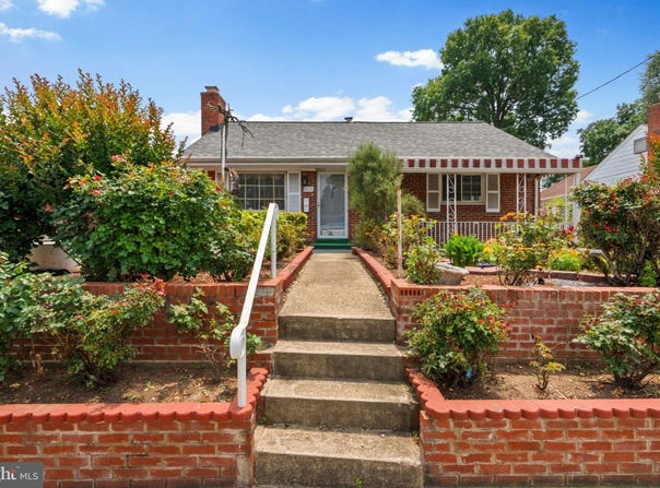 8031 NEW RIGGS ROAD, HYATTSVILLE, MD 20783