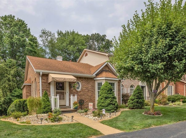 21 Unity Sq, Unity  Twp, PA 15601