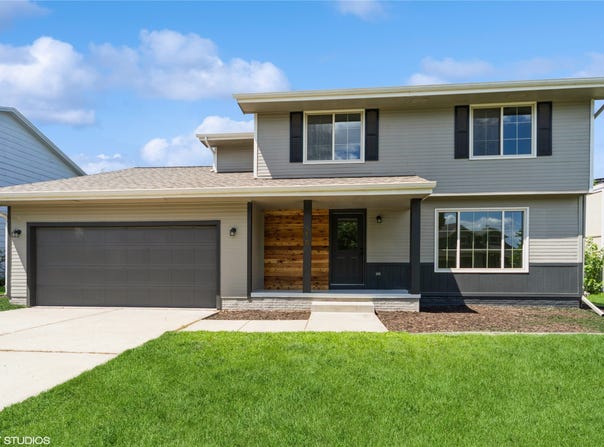 218 NE Mandy Lane, Ankeny, IA 50021