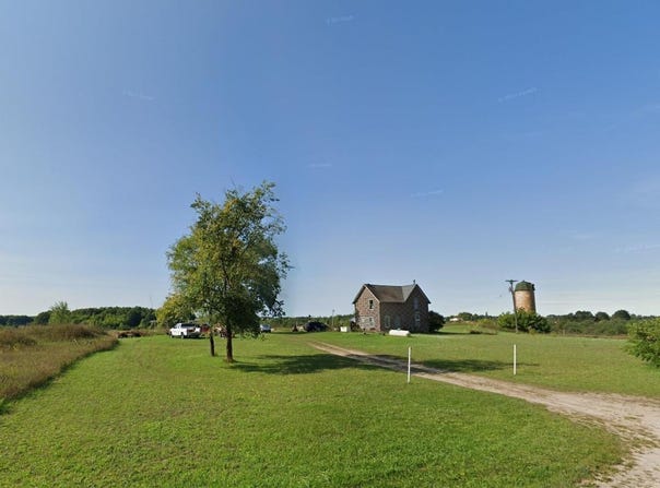 2402 E Sparling Road, Kingsley, MI 49649