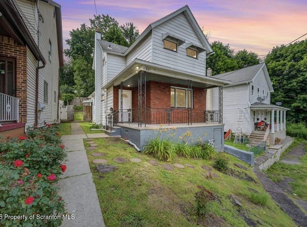 446 10th Avenue, Scranton, PA 18504