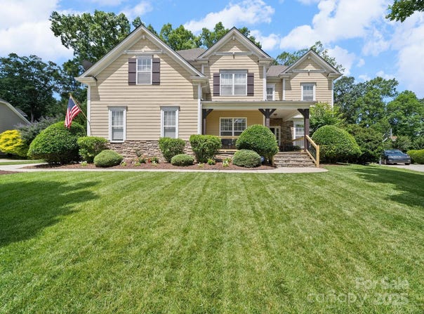 1808 Mill Chase Lane, Waxhaw, NC 28173