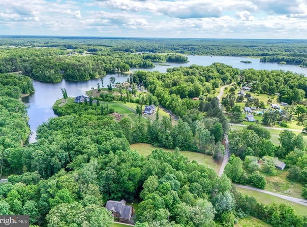 2 ENGLISH HILLS DRIVE, FREDERICKSBURG, VA 22406