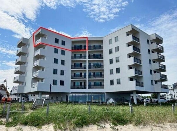 1 Cleaves Street, Old Orchard Beach, ME 04064