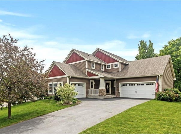 4231 Maple Hurst Drive N, Rockford, MN 55373
