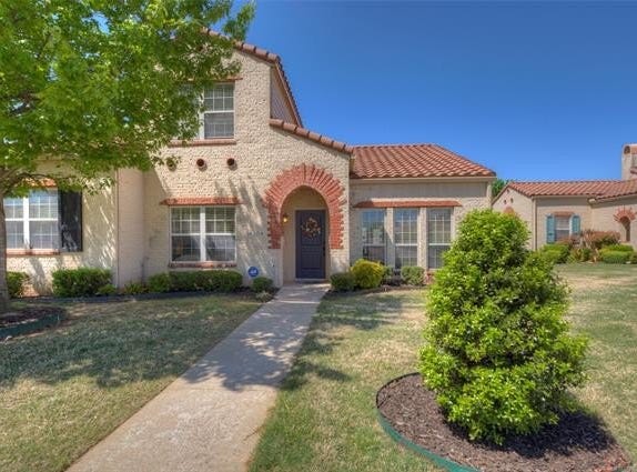 4304 S Redwood Avenue, Broken Arrow, OK 74011
