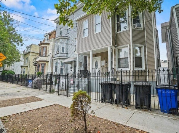42 Wakeman Ave, Newark City, NJ 07104-2877