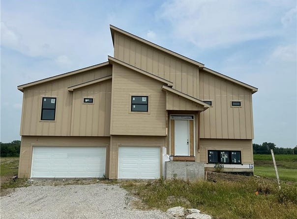 459 Green Drive, Lawson, MO 64062