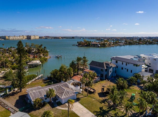 15815 REDINGTON DRIVE, REDINGTON BEACH, FL 33708