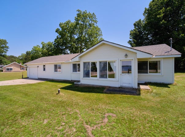 8367 Lake Street, Bear Lake, MI 49614