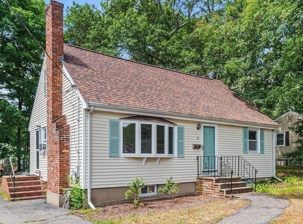 58 Boylston St, Stoughton, MA 02072