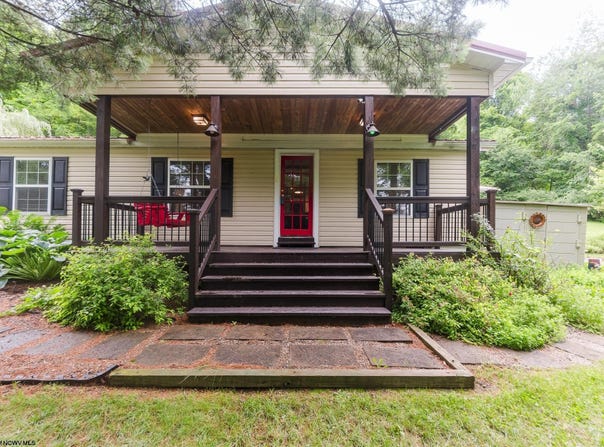 48 Edencourt Lane, Fairmont, WV 26554