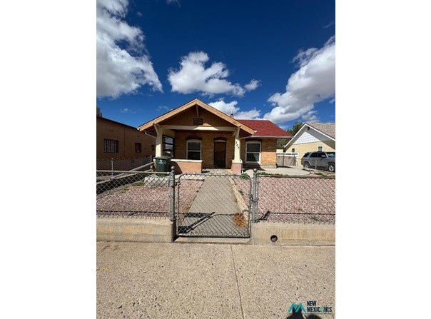307 E Green Ave, Gallup, NM 87301