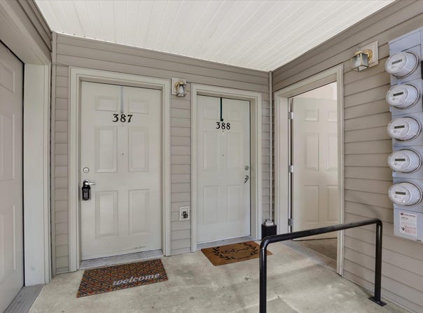 22855 E Country Vista Dr, Liberty Lake, WA 99019