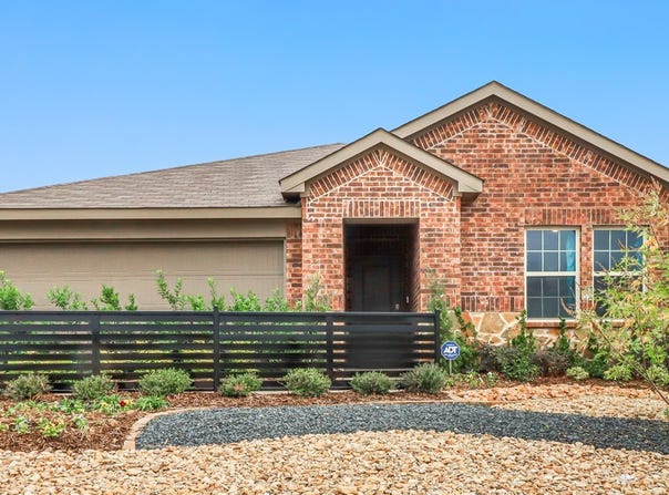 1015 Newport Drive, Ferris, TX 75125