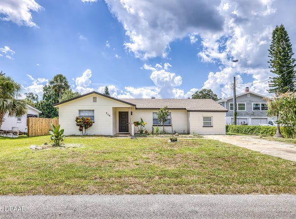 714 Jane Avenue, New Smyrna Beach, FL 32168