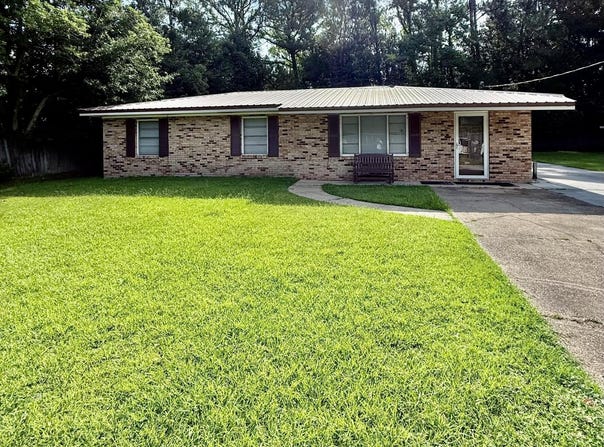 8328 S Carolina Avenue, Gulfport, MS 39501