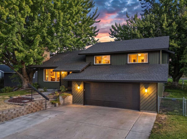 500 Meadows Dr S, Richland, WA 99352
